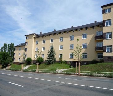 Gemütliche 3-Raum-Wohnung mit Badewanne, Dusche und sonnigem Balkon - Photo 1