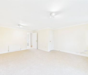 3 bedroom end of terrace house to rent - Photo 4