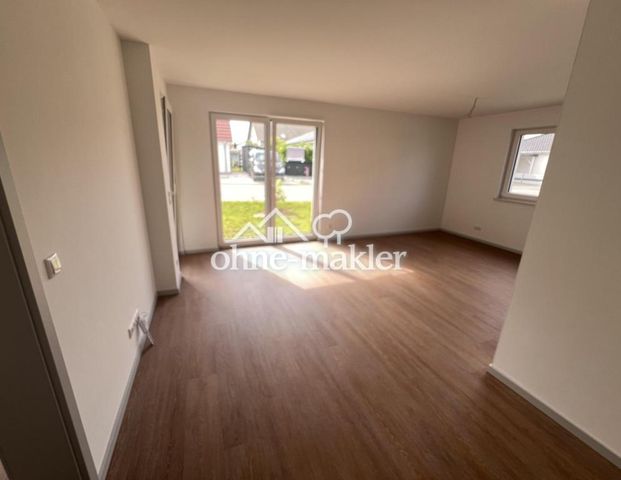 Sonnige, helle Wohnung in ruhiger Lage - 2-Zimmer+Einbauküche - Foto 1