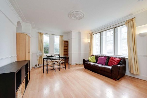 4 bedroom flat to rent - Photo 1