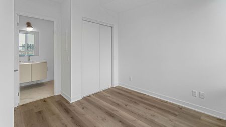 For Lease - 405 Dundas Street Unit# 306, Oakville, Ontario - Photo 3