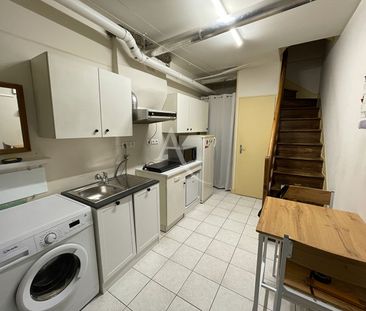 Location Appartement 2 pièces 35m² FONTENAY LE COMTE 85200 - Photo 3