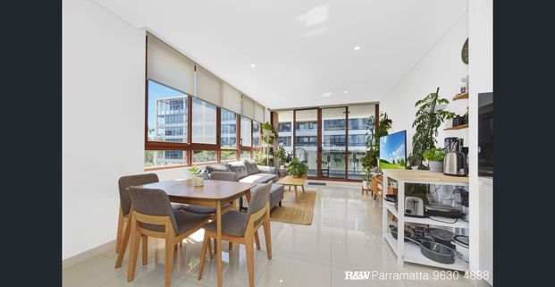 Stunning Two Bedroom Apartment With Study - Photo 1