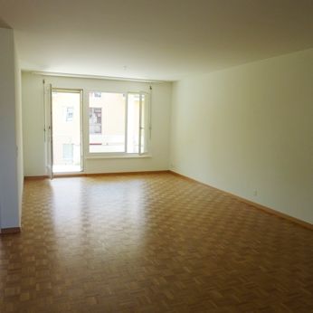 Attraktive Wohnung Nähe Bahnhof Wettingen - Photo 1