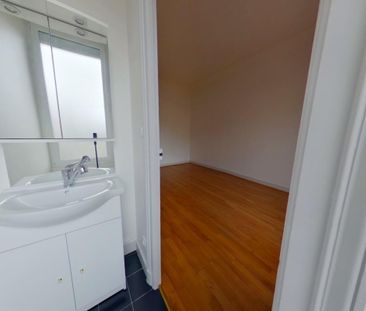 Location Appartement 3 pièces 76m² POITIERS 86000 - Photo 2