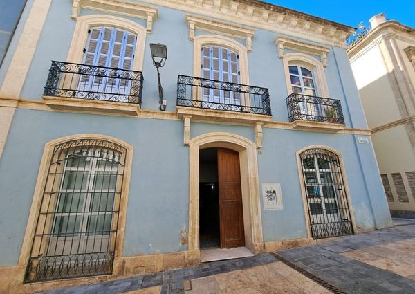 Almeria, Andalusia 04001