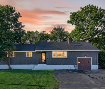 For Lease - 41 Donna Street Unit# B, Meadowlands - Crestview and Ar... - Photo 5