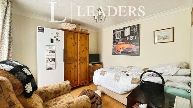 3 bedroom house to rent Beadel Close, Witham, Essex, CM8 - Photo 1