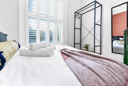 4 bedroom serviced apartment to rent - Photo 5