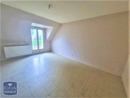 Location Maison 2 pièces 51m² CHAMPIGNY SUR VEUDE 37120 - Photo 3