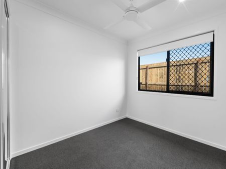 Brand New Family Home with Ducted Air Conditioning, Solar & Stylish Modern Finishes - Photo 3