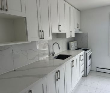 For Lease - 119 Rossland Road Unit# Apt. 4, Oshawa, Ontario - Photo 2