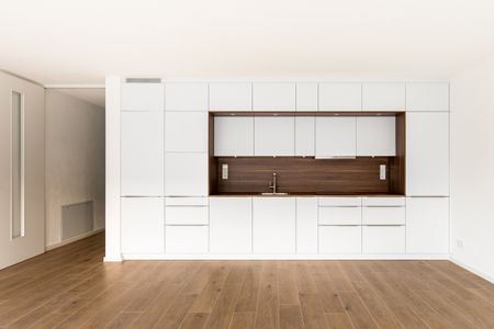 Sonnige 3,5-Zimmer Wohnung mit Garten am Fuße des Herrnberges - Photo 2