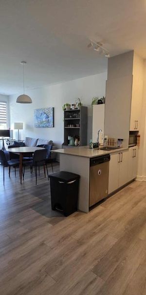 4 et demi de luxe à Brossard *2 mois gratuit à la cession du bail* - Photo 1