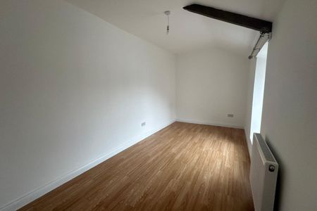 Bridgend Road, Llanharan, PONTYCLUN - Photo 3