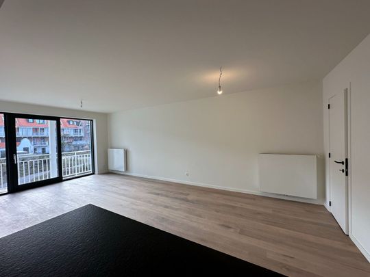 Modern appartement met uitzicht op een sfeervolle binnentuin - Foto 1