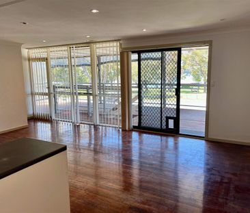 Convenient Coodanup Living – Close to Everything You Need - Photo 2