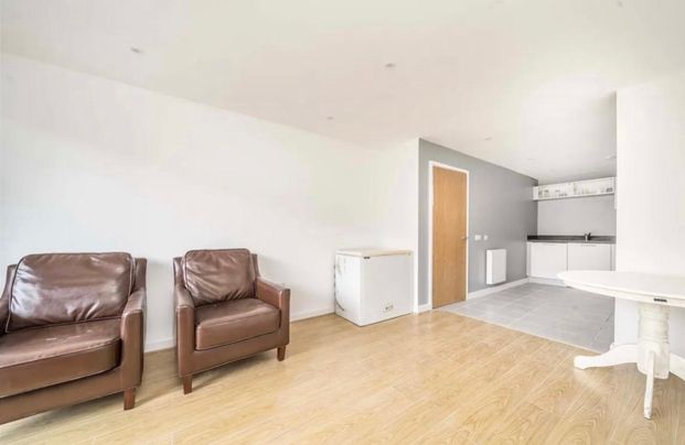 1 Bed Flat, Coral House, NW10 - Photo 1
