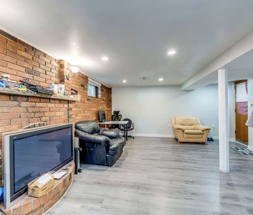 For Lease - 11 Queensbury Drive Unit# Basement, Hamilton, Ontario - Photo 3