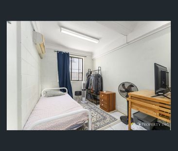 1-Bedroom Unit in the Heart of West End - Photo 1