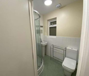 Grange Avenue, Reading, RG6 - Photo 5