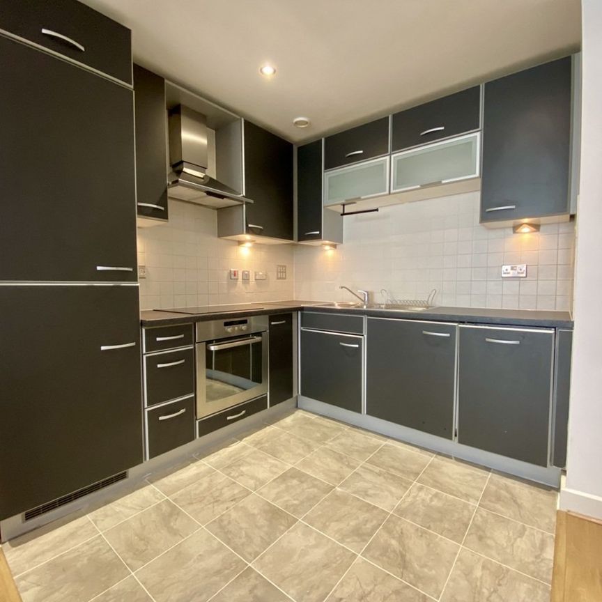 1 Bed Flat, Marmara Apartments, E16 - Photo 1