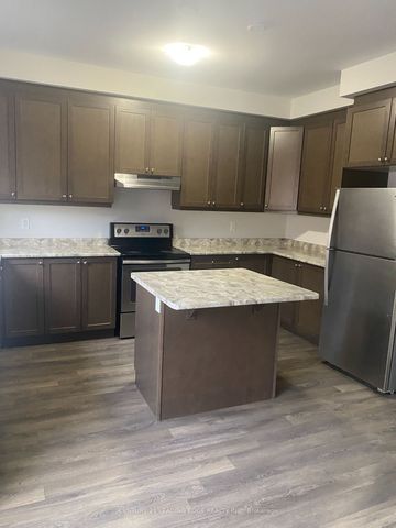 For Lease - 5 Fusilier Drive, Toronto, Ontario - Photo 3