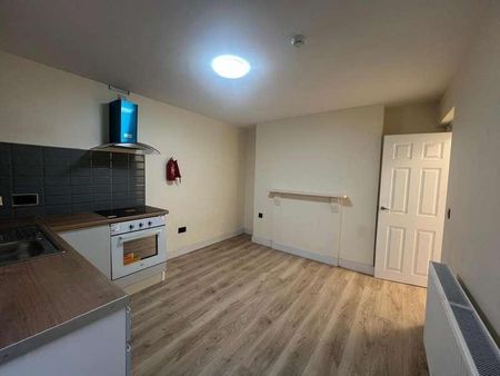 Gravelly Hill, Birmingham, B23 - Photo 2