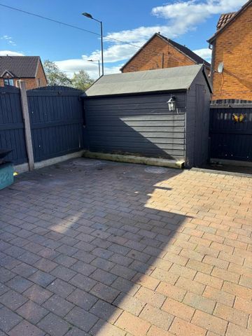 2 bedroom semi-detached house to rent - Photo 5