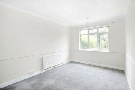 Tartar Road, Cobham, KT11 - Photo 4