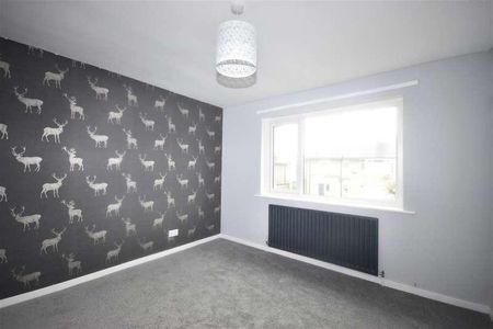 Hillcrest Drive, Queensbury, Bradford, BD13 - Photo 4