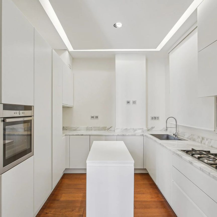 Appartement à louer Paris 16Ème, Paris Rive Droite, France3 950 EUR / Mois - Photo 1