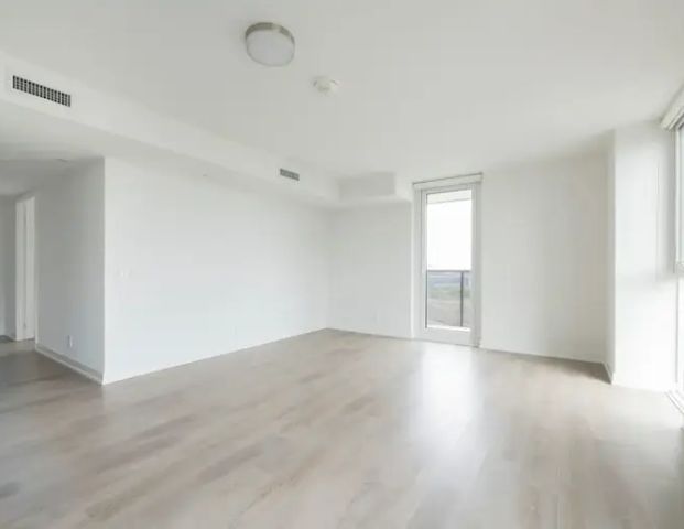 Tippett Park | 18 Tretti Way, Toronto - Photo 1