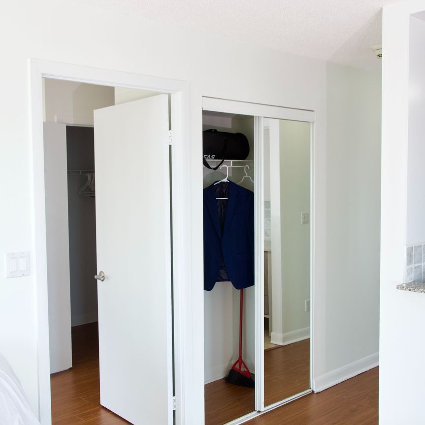 For Lease - 210 Victoria Street Unit# 4004, Toronto, Ontario - Photo 1