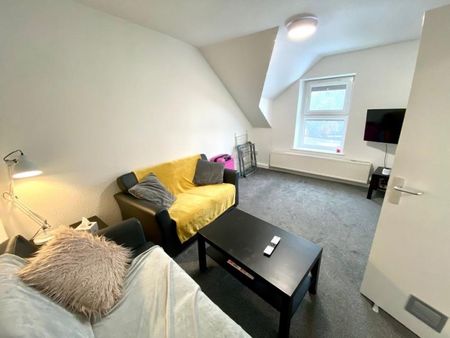 3 bedroom house share to rent - Photo 4