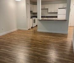 Spacious Top Floor 1 bedroom Condo North Nanaimo - Photo 6
