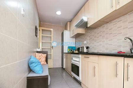 Carrer del Pintor Gisbert, Valencia, Valencian Community 46004 - Foto 3