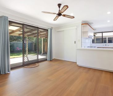 Tastefully renovated family home - Photo 4