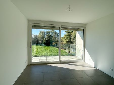 COLDRERIO – APPARTAMENTO CON TERRAZZE E SPAZI LUMINOSI - Foto 2