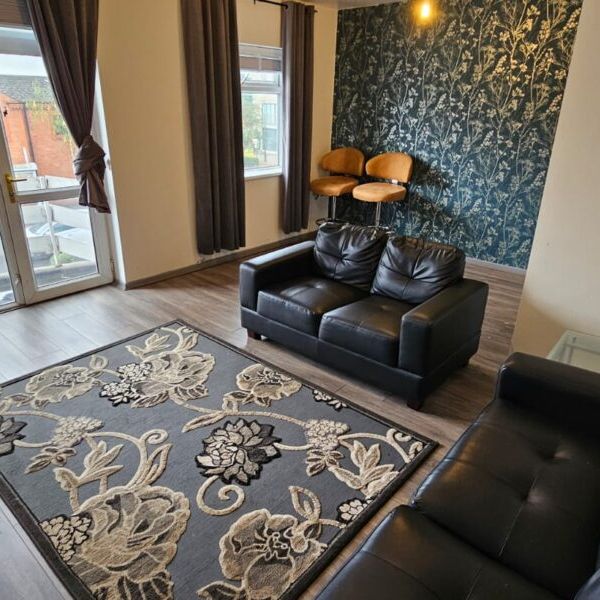 Pelham Place, Chapel Allerton, Leeds, LS7 3QZ - Photo 1