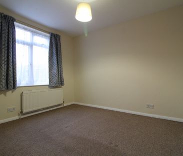 Basingstoke Road, Reading, RG2 0JA - Photo 2