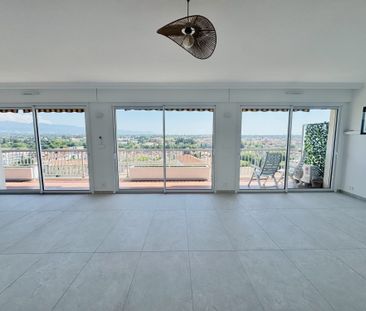 Location Appartement 5 pièces 106m² ROMANS SUR ISERE 26100 - Photo 2