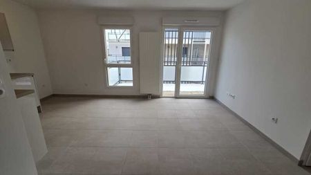 Location Appartement 2 Pièces 40 m² - Photo 4