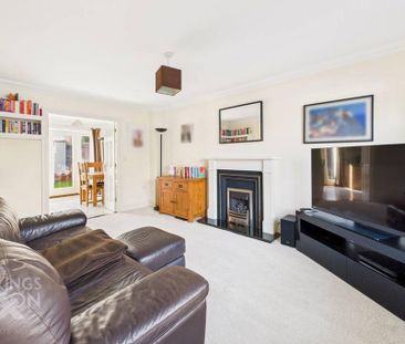 3 bedroom semi-detached house to rent - Photo 6