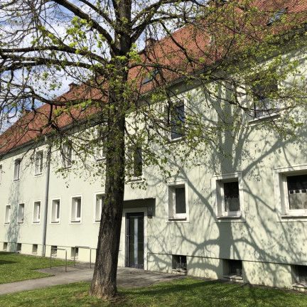 Der perfekte Neustart: hervorragende Lage zum kleinen Preis! Helle Single-Wohnung mit idealer Raumaufteilung am grünen Stadtrand in Steyr Münichholz! - Photo 2