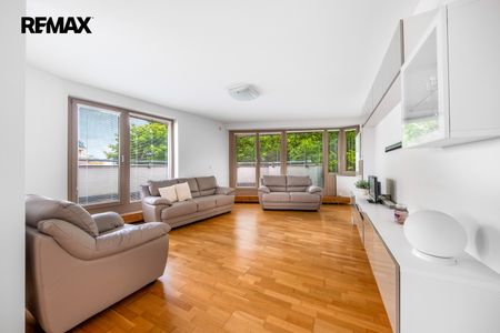 Pronájem bytu 4+kk 116 m² - Photo 2