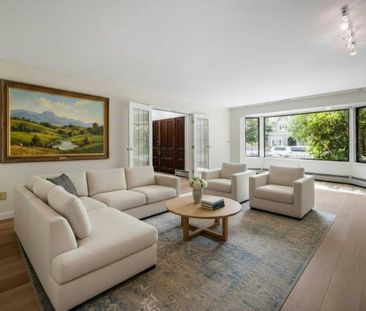 2855 West 37th Avenue apartment — Vancouver, BC (7-Bedroom) - 7 Bedroom - Photo 1