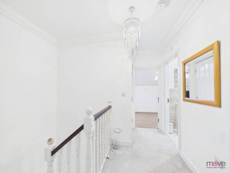 4 bedroom terraced house to rent - Photo 5