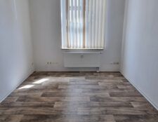 Ostenstr. 28, Wohnung 1 ~~~ Einbauküche, Bad mit Dusche, Keller - Photo 1