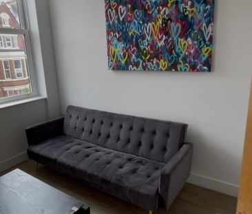 2 bedroom flat to rent - Photo 2